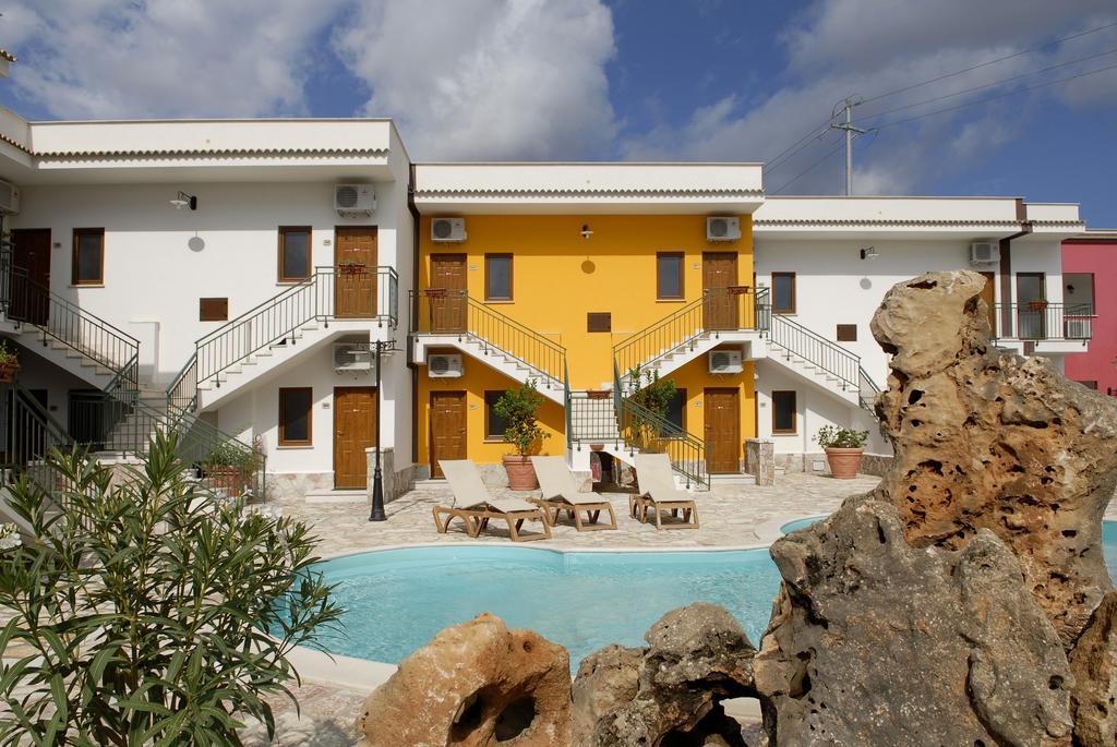 Hotel Ciuri Di Badia Buseto Palizzolo Exterior foto