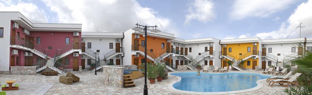 Hotel Ciuri Di Badia Buseto Palizzolo Exterior foto