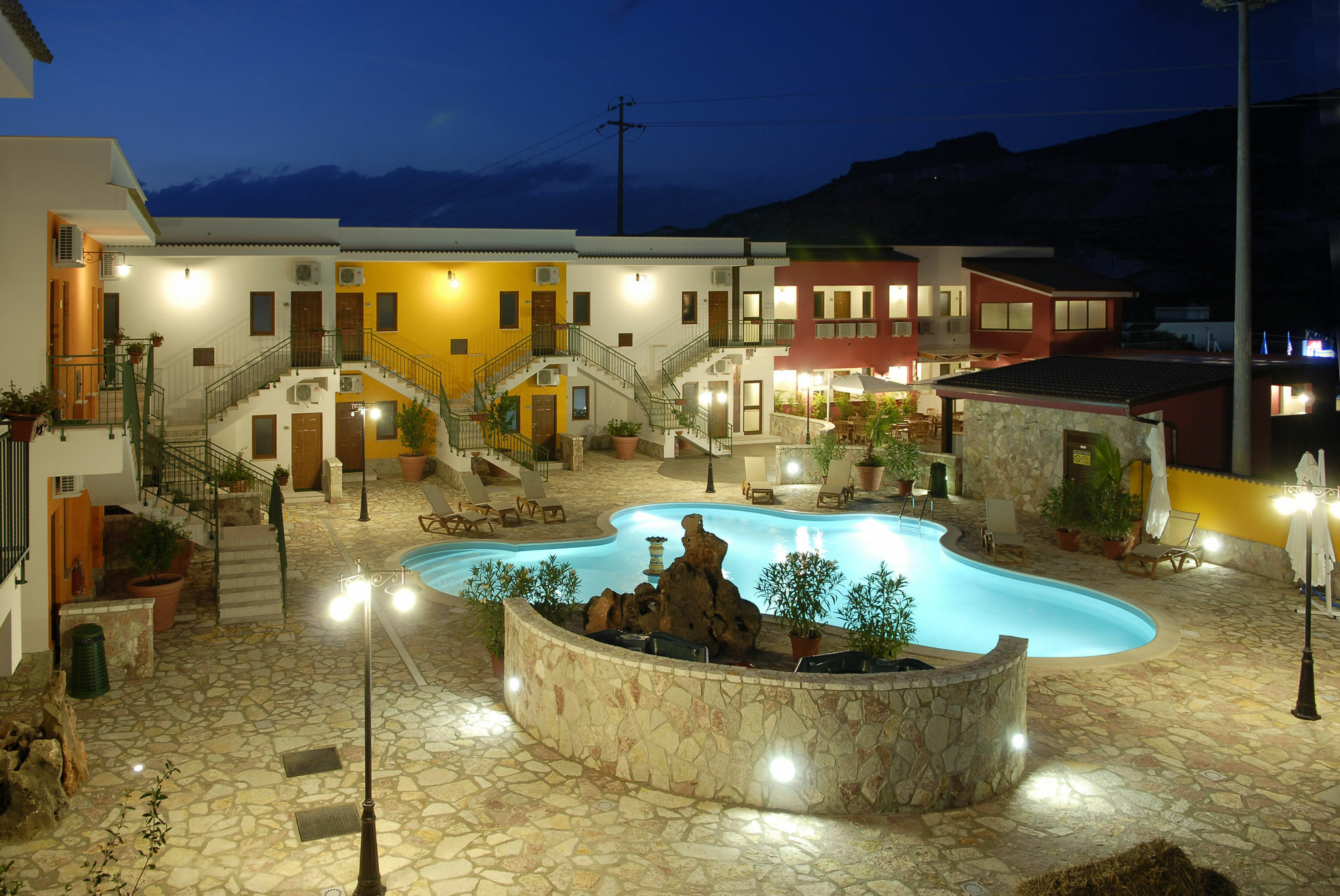 Hotel Ciuri Di Badia Buseto Palizzolo Exterior foto